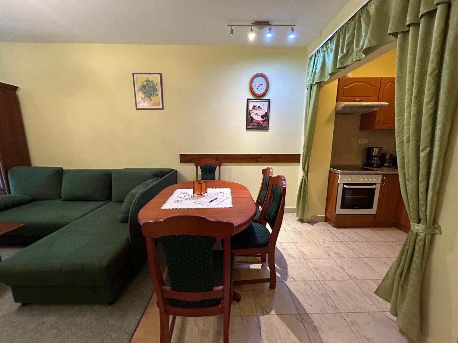 Rehab Apartment Vip Hévíz 外观 照片